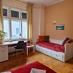 B&B 비앤비 테슬로바 3*