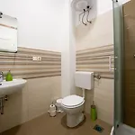 비앤비 테슬로바 3* 류블랴나