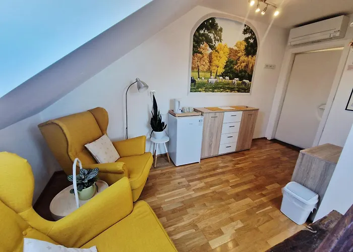 Couette-café Teslova Ljubljana