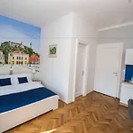 Nočitev z zajtrkom Teslova