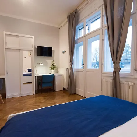 Teslova Отель типа 