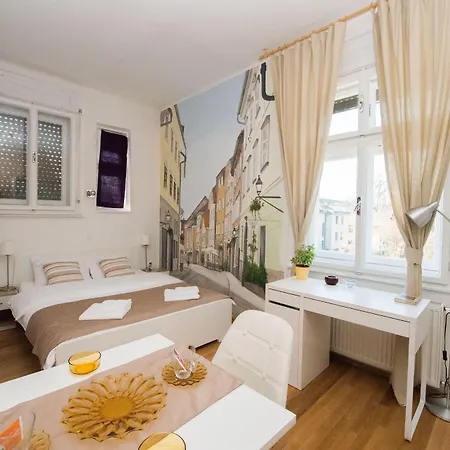 Teslova 3* Любляна