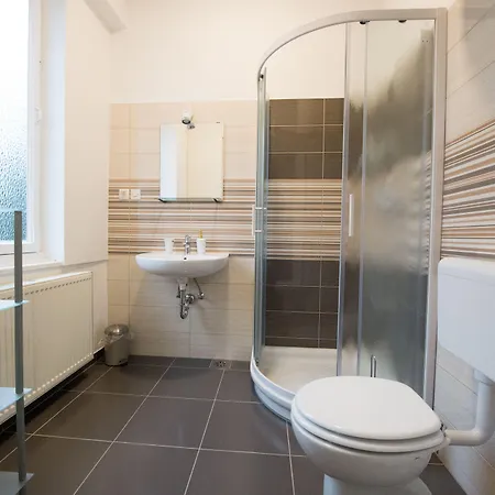 Teslova Отель типа 