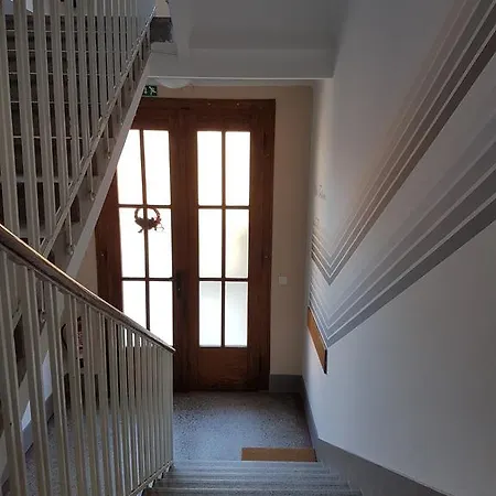 Teslova Nocleg ze śniadaniem