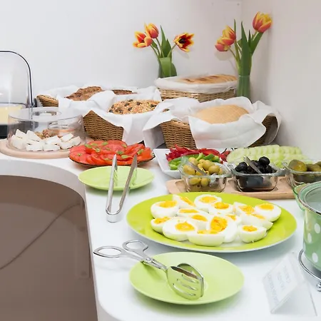 Teslova Любляна