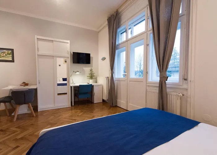 Teslova Bed and Breakfast Λιουμπλιάνα