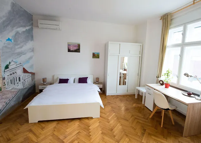 Teslova Bed and breakfast