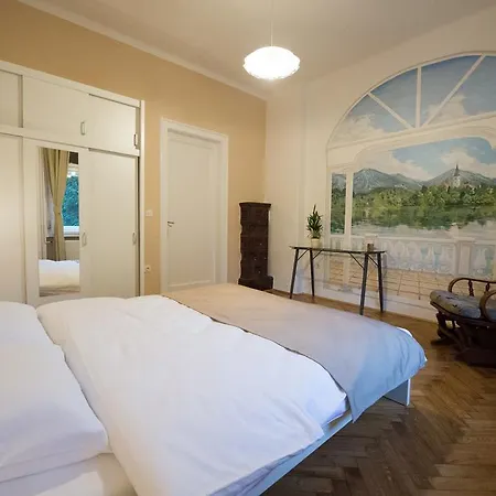 Bed & Breakfast Teslova Ljubljana